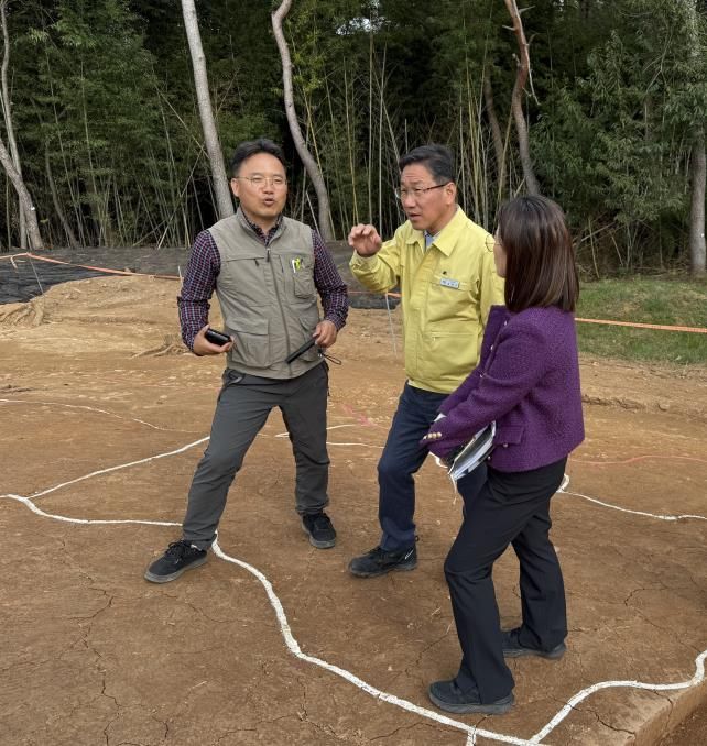 고성군 류해석 부군수, 국가사적 및 문화유산 현장 방문…현황 청취 및 보존 의지 다져