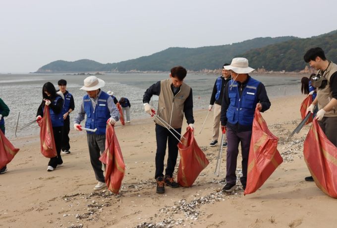 인천중구시설관리공단, ‘무의도 해변 환경정화 활동’