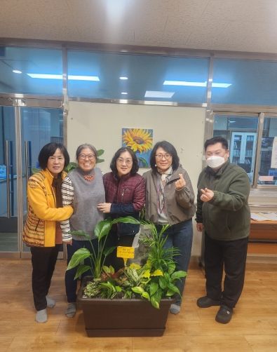 “식물로 마음 치유하고 사랑 전해요”… 정읍시, 은퇴자 원예치료 호응
