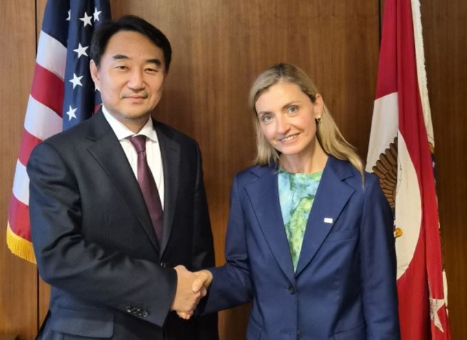 정기홍 대사-사라 로저스 차관 면담