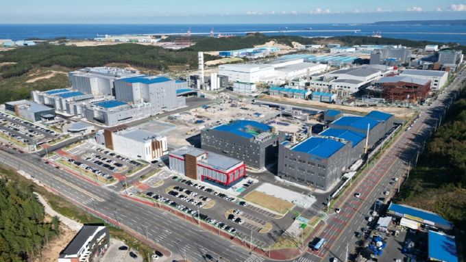 포항 영일만산단 에코프로포항캠퍼스 전경.