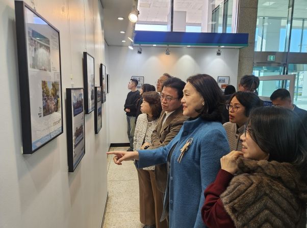 대전동부교육지원청 사진전(교육장님)