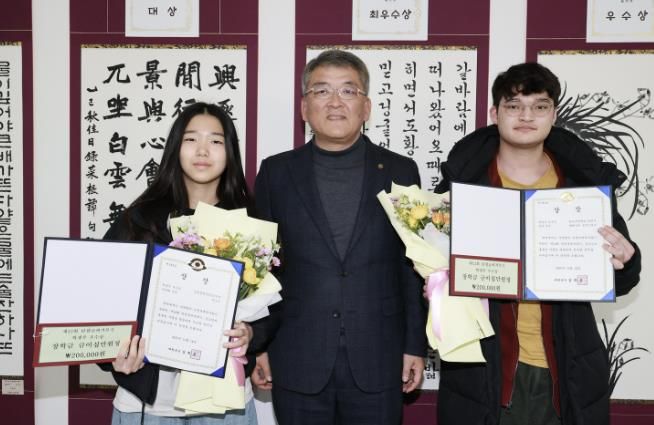 예천군, 제12회 단샘글씨겨루기 대회 시상 및 전시회 개최