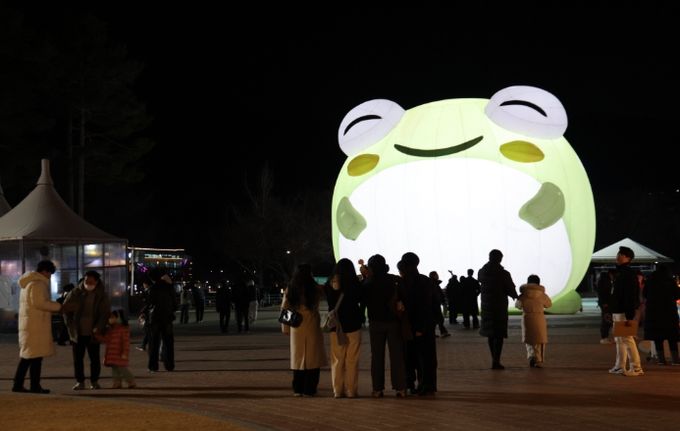 ‘제7회 수성빛예술제’ 수성못서 개막