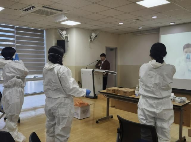 동두천시보건소, 감염병 발생 대비 개인보호구 착·탈의 실습 실시