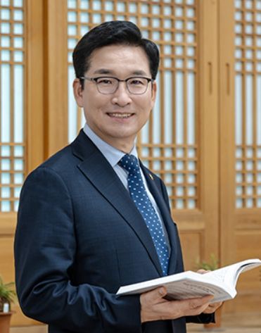 윤건영 충청북도교육감