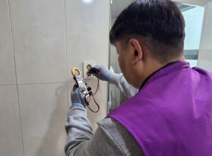 콘센트 점검 사진